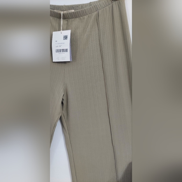 B3 Oak and Fort pants size medium - Picture 8 of 9
